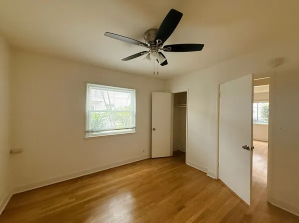 127 S Meridith Ave APT A, Pasadena, CA 91106