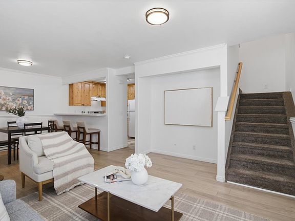 4th image of 1093 Healy St