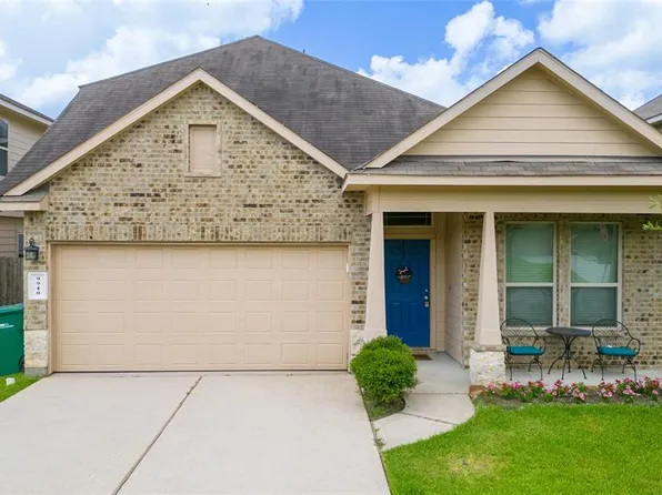 9910 Sterling Place Drive, Conroe, TX 77303