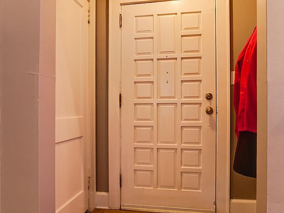 3rd image of 116 Lynnview Dr