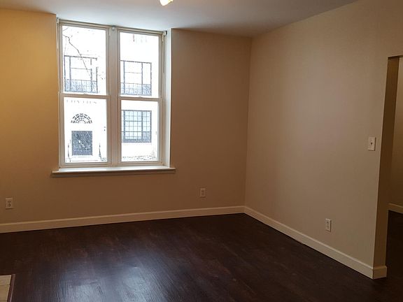 5th image of 4205 Laclede Ave Floor 2