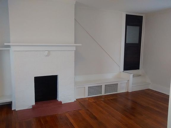 4th image of 4125 Locust St Floor 1