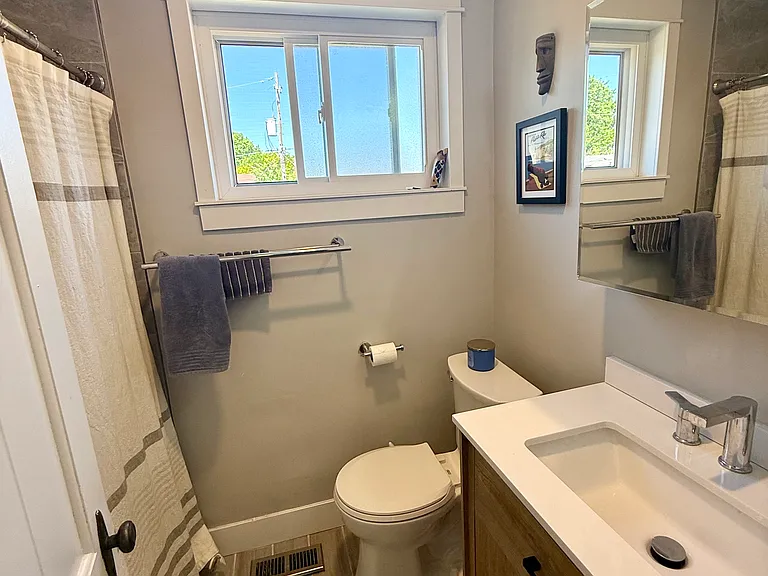 1639 Westwood Ave — Photo 22