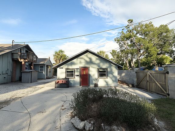 2nd image of 1740 19th Ave S