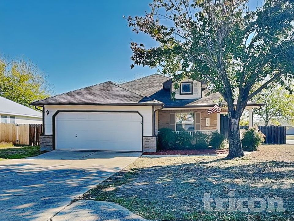 1st image of 228 Fall Creek Dr