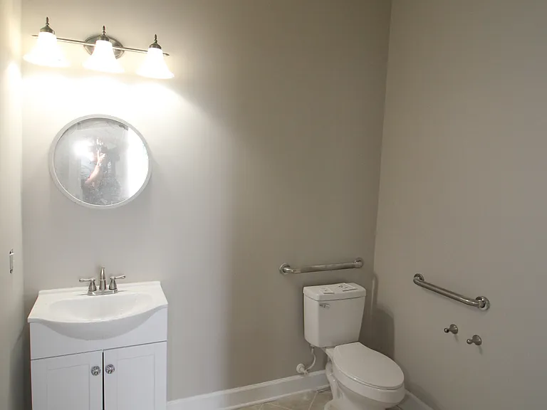 1031 Westhaven Blvd — Photo 21