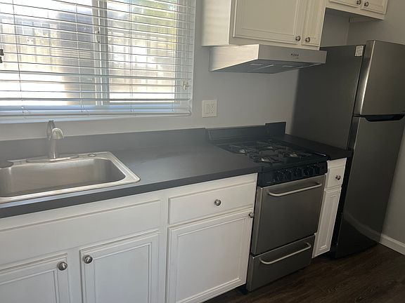 5th image of 3010 Glendora St APT 14