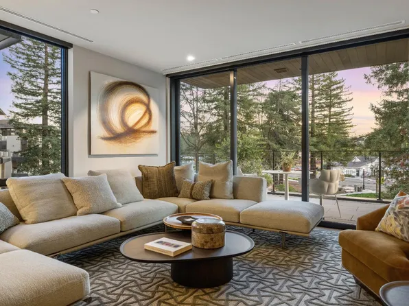171 Sawmill Cir #304, Healdsburg, CA 95448