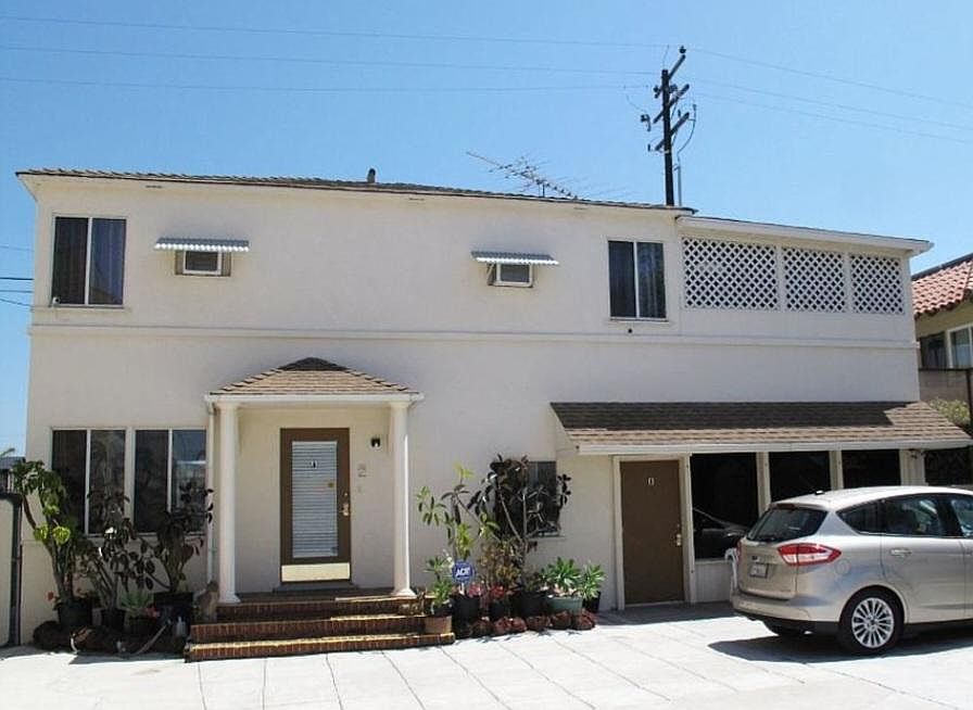 1st image of 2134 Newport Blvd #A