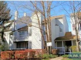 3 Squire Ct #120, Englewood, NJ 07631
