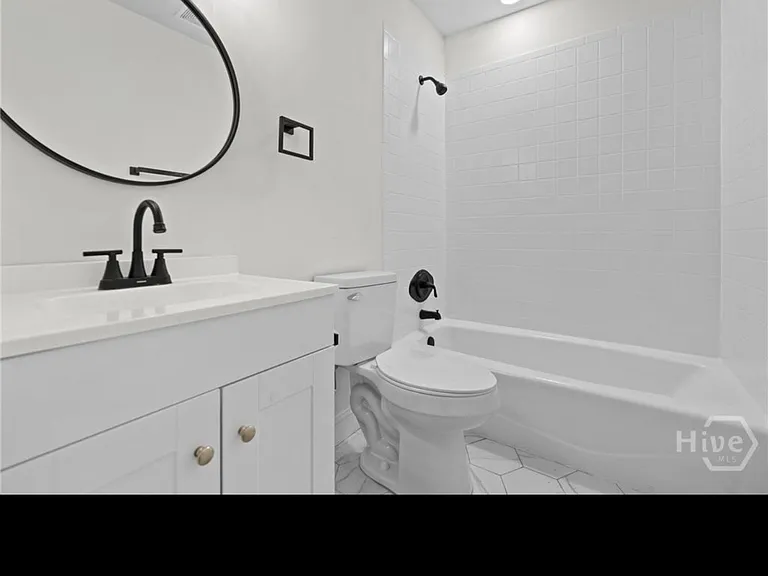 408 Valentine Dr — Photo 13