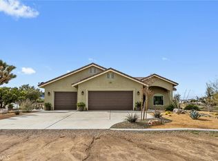 7440 Verbena Rd, Oak Hills, CA 92344