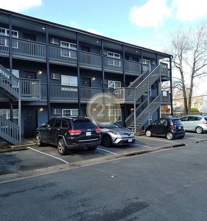 1st image of 3917 Bowdens Ferry Rd APT 8