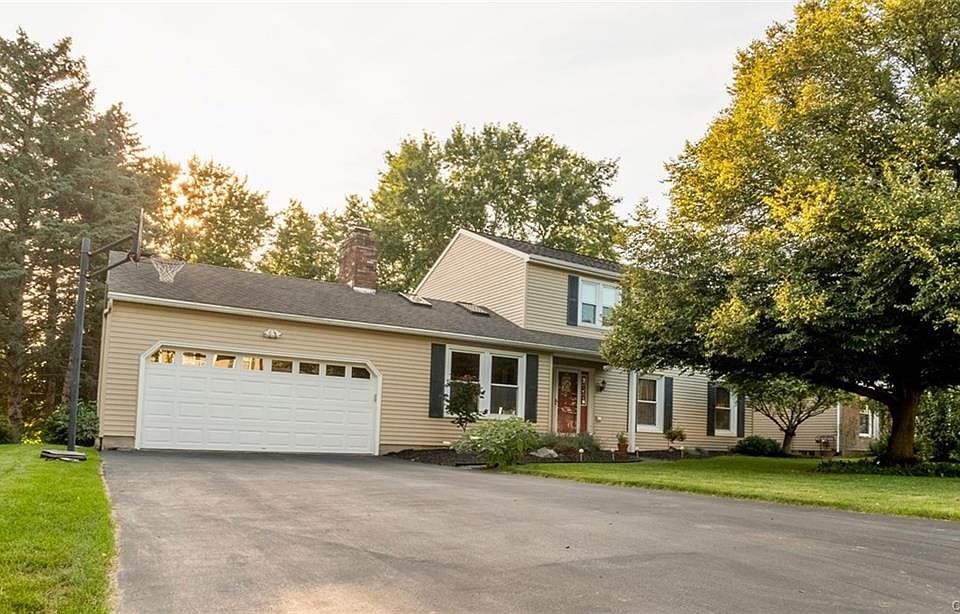 1st image of 4753 Edgeworth Dr