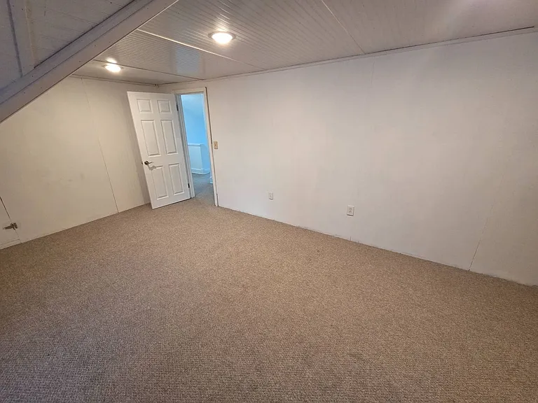 17424 Winslow Rd — Photo 77