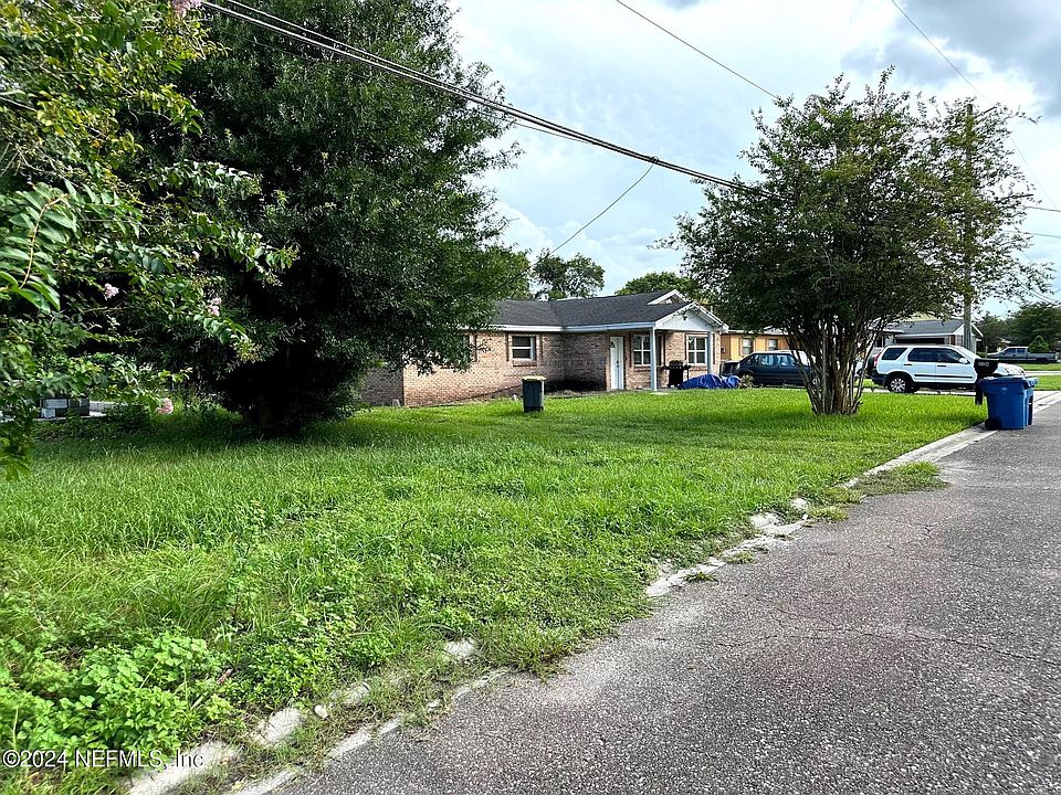 1st image of 2114 BURGOYNE Drive