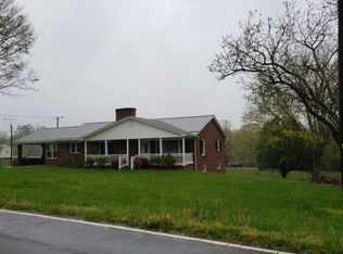 1161 Surry Line Rd, Pinnacle, NC 27043