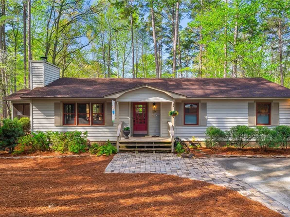 323 Long Reach Dr, Salem, SC 29676