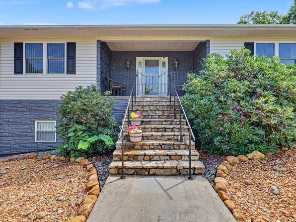 6276 Townsend Mill Rd W, Young Harris, GA 30582