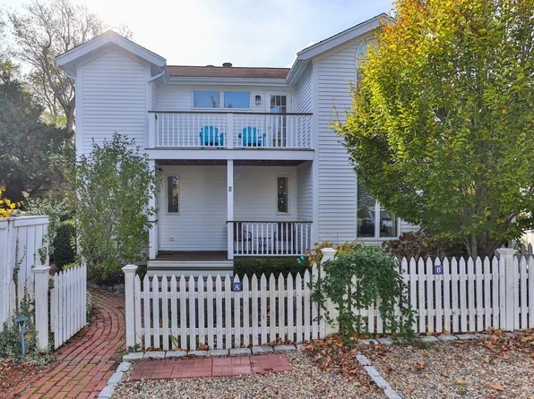 19 Tremont Street #U4, Provincetown, MA 02657