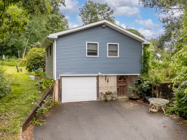 16 Pine Ridge Drive, Andover, CT 06232