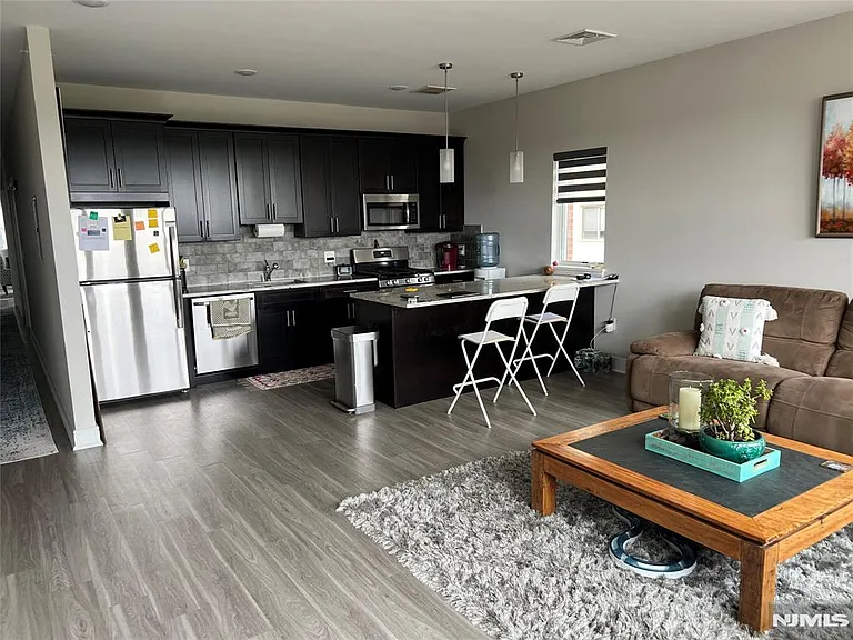 140 Overlook Ave #D1 — Photo 6