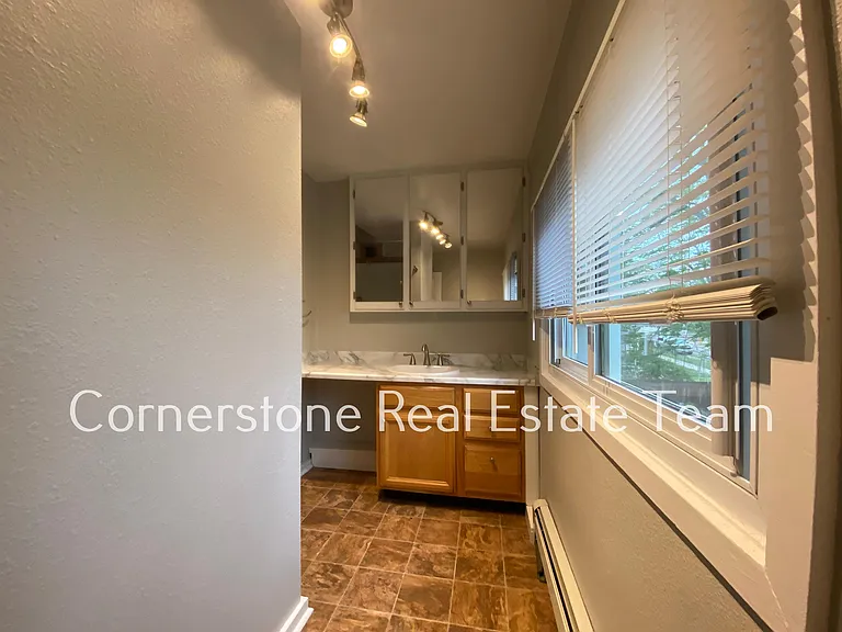 2406 W Kiowa St #1 — Photo 12