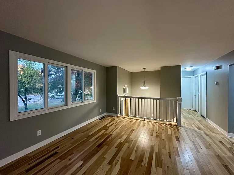 6020 Candlewood Ct — Photo 2