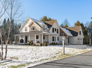 26 Cortland Rd, Freeport, ME 04032