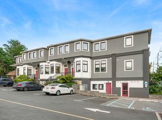 575 Hoboken Rd, Carlstadt, NJ 07072