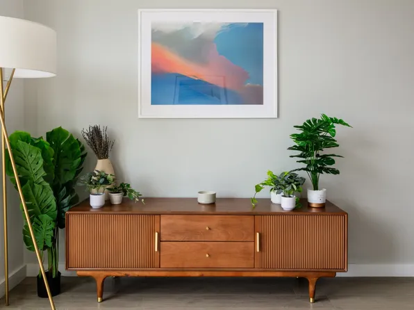 72-01 Queens Boulevard image 4 of 40