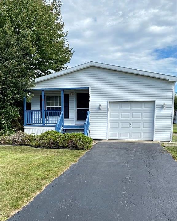 1st image of 6408 Roberts Dr #196