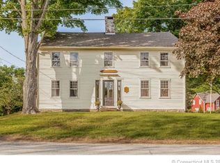 72 Town Bridge Rd, Collinsville, CT 06019