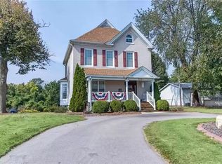 205 E Elm St, Alton, IL 62002
