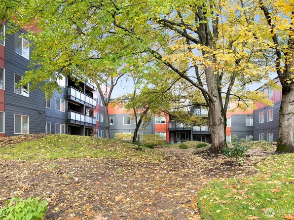 7021 Sand Point Way NE #B310, Seattle, WA 98115