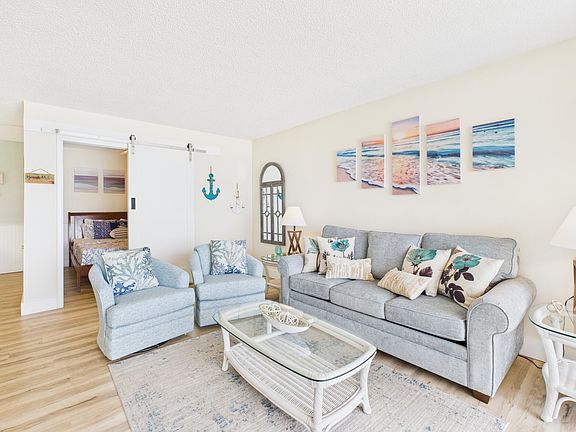 3rd image of 8815 Thomas Dr Unit 806