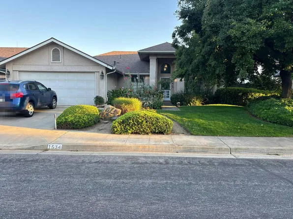 1534 Fallbrook Ave, Clovis, CA 93611