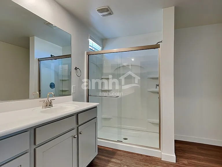 4206 S 105th Dr — Photo 13