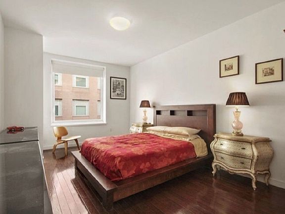 5th image of 462 W 58th St APT 7D