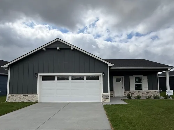 1786 W Redbud Ln, Goddard, KS 67052