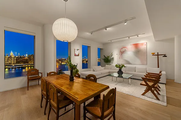 Sold by Compass | media 17