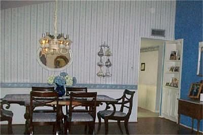 3rd image of 2036 Christie Ln