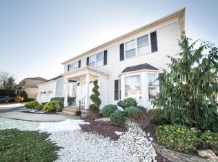 511 Sleepy Hollow Rd, Toms River, NJ 08753