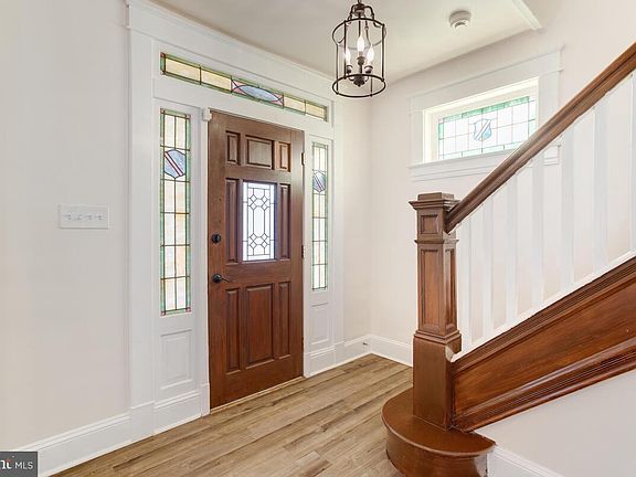4th image of 4005 Woodlea Ave