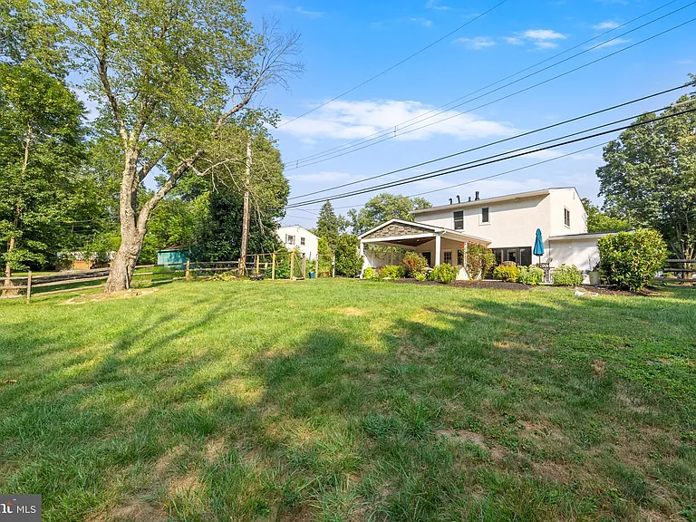 1621 Clearview Ave — Photo 30