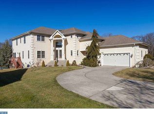 110 Bells Lake Rd, Turnersville, NJ 08012