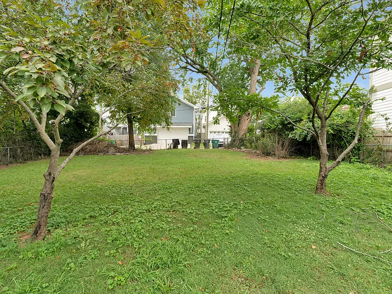 5206 Georgia Ave — Photo 25