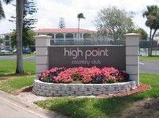 1 High Point Cir W APT 105, Naples, FL 34103