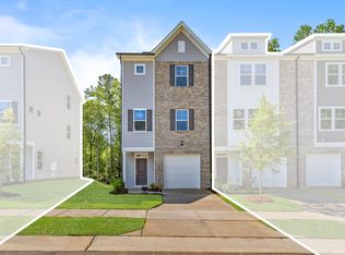 1912 Fishamble St, Fuquay Varina, NC 27526