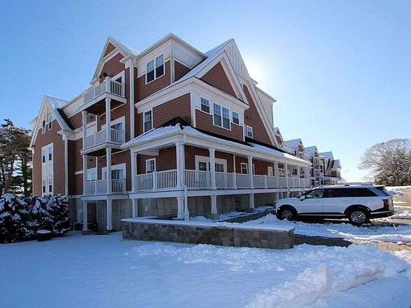 5th image of 57 Long Point Rd #208